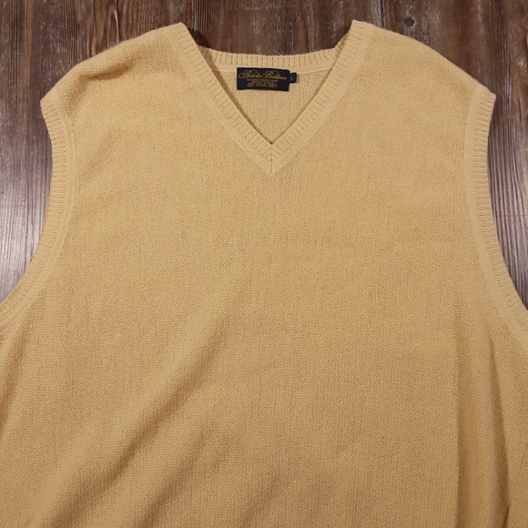 Brooks Brothers 100% Alpaca Knitted Sleeveless Ribbed V Neck Sweater Sz Large - Picture 2 of 6